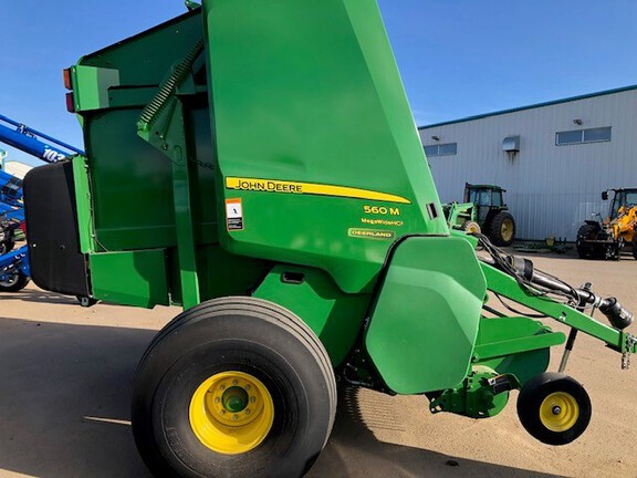 2020 John Deere 560M PRECUTTER Baler/Round