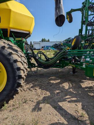 2020 John Deere P556 Air Seeder