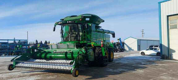 2018 John Deere S780 Combine