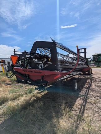 2007 Honey Bee SP30 Header Combine