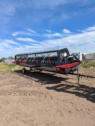 2007 Honey Bee SP30 Header Combine