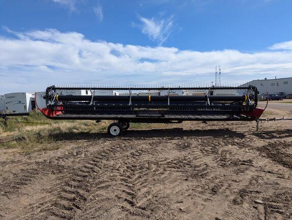 2007 Honey Bee SP30 Header Combine