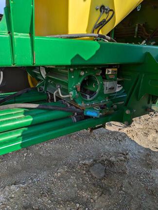 2014 John Deere 1870 & 1910 430 TBH Air Seeder