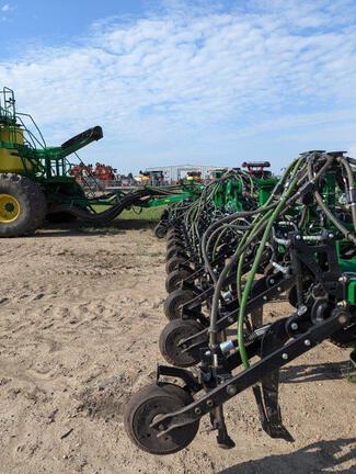 2017 John Deere 1870 Air Seeder