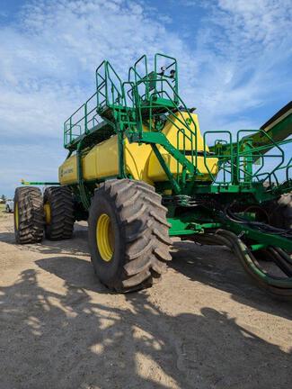 2017 John Deere 1870 Air Seeder