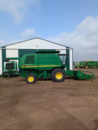 2000 John Deere 9750 STS Combine