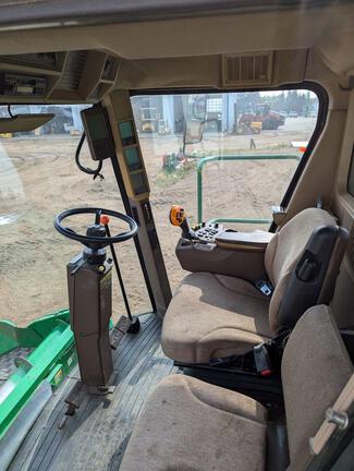 2000 John Deere 9750 STS Combine