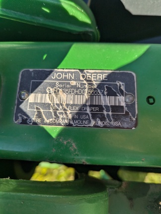 2013 John Deere 635FD Header Combine