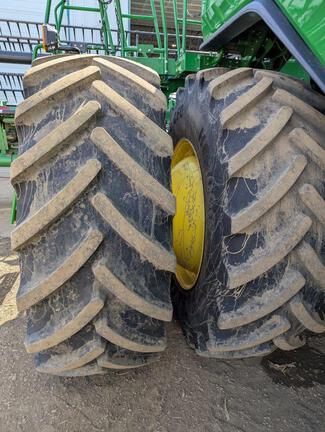 2022 John Deere X9 1100 Combine