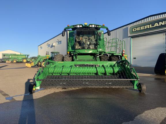 2019 John Deere S780 Combine
