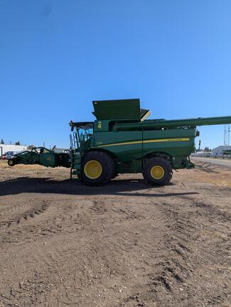 2019 John Deere S780 Combine
