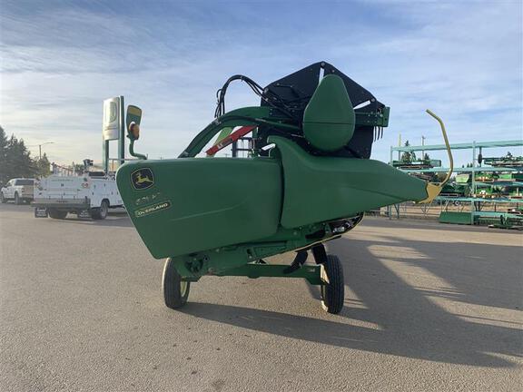 2018 John Deere 635FD Header Combine