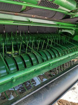 2019 John Deere 560M Baler/Round