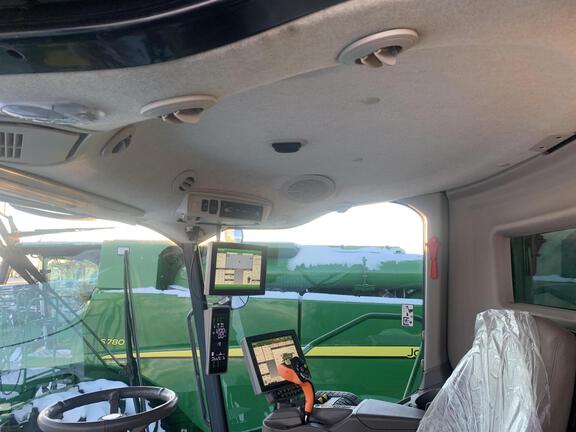 2020 John Deere S780 Combine
