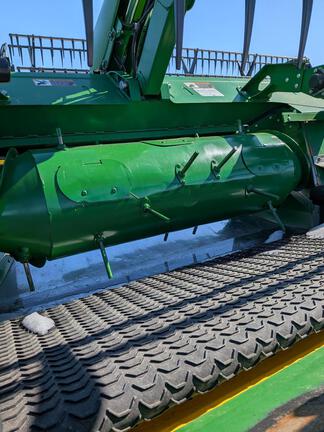 2020 John Deere 740FD Header Combine