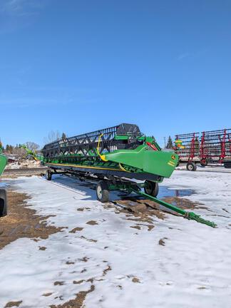 2020 John Deere 740FD Header Combine