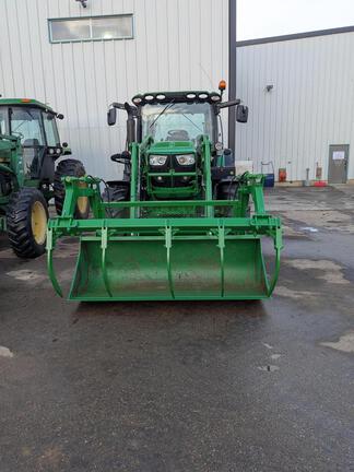 2015 John Deere 6125R Tractor