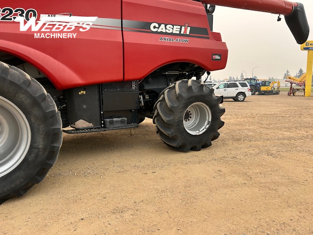 2013 Case IH 8230 Combine