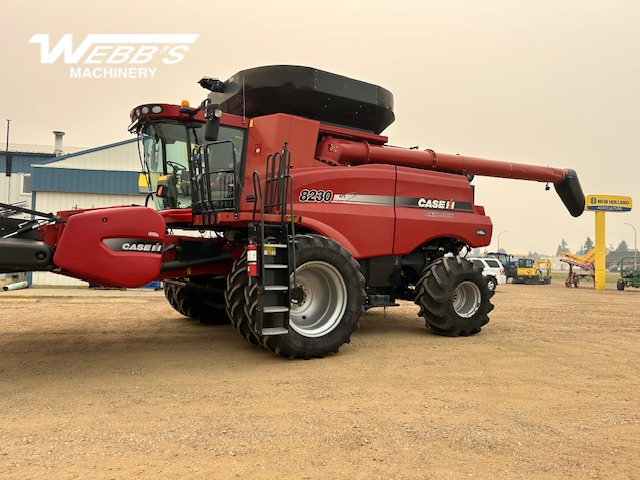 2013 Case IH 8230 Combine