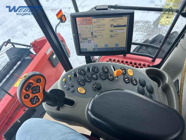 2013 Case IH 8230 Combine