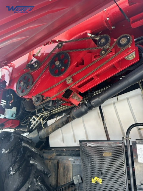 2013 Case IH 8230 Combine