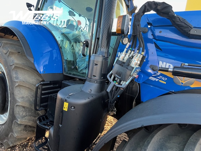 2024 New Holland T7.210 Tractor