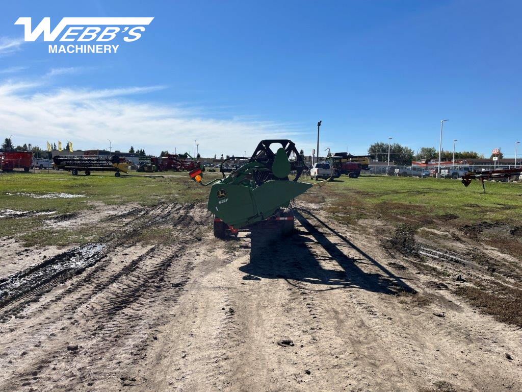 2013 John Deere 635F Header Combine