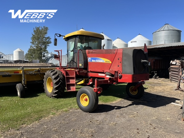 2013 New Holland H8040 Windrower