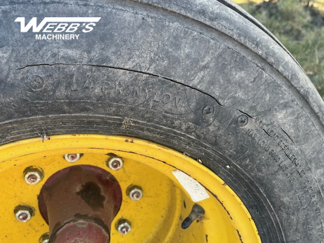 2011 Seed Hawk 6510/600 Air Drill