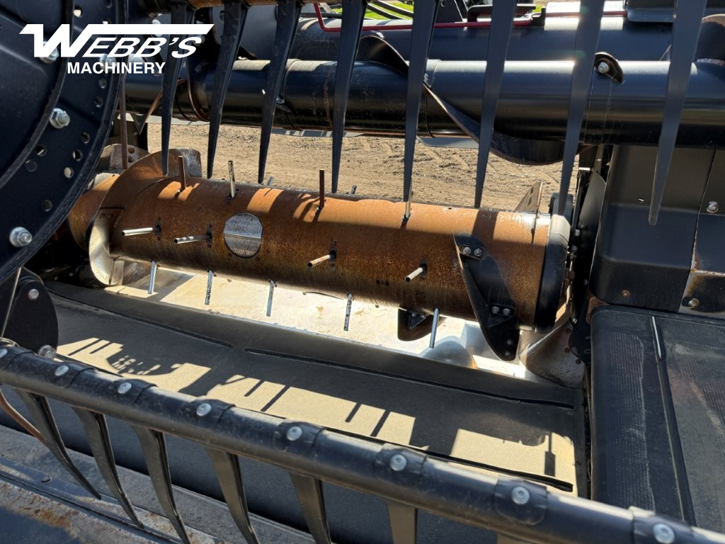 2019 MacDon FD135 Header Combine