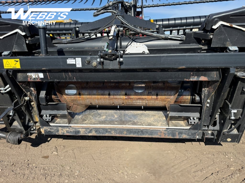 2019 MacDon FD135 Header Combine