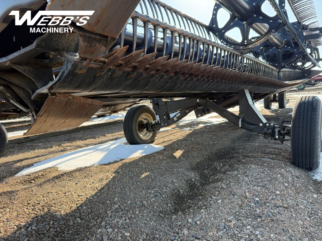 2019 MacDon FD135 Header Combine