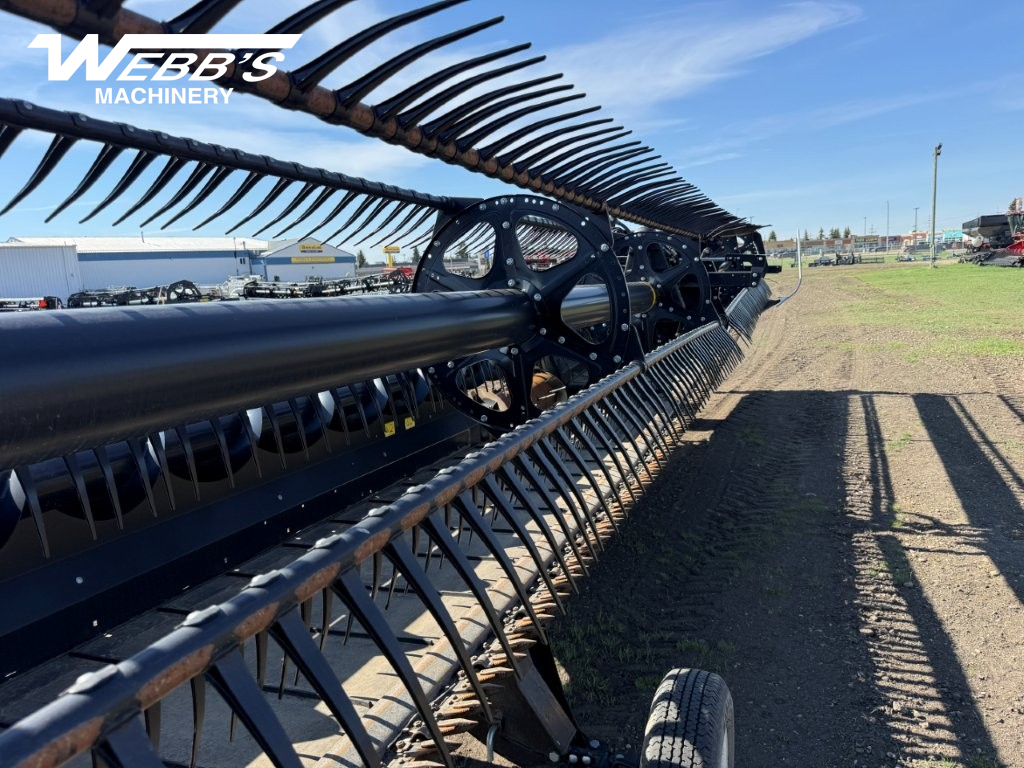 2019 MacDon FD135 Header Combine
