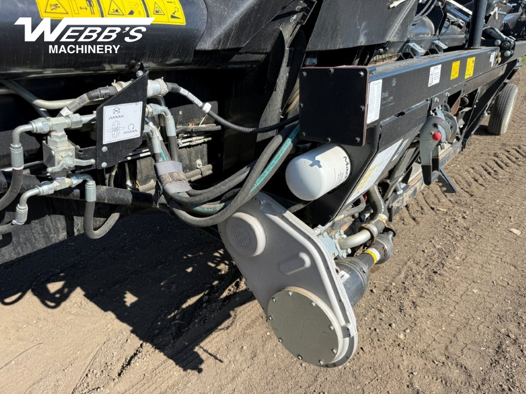2019 MacDon FD135 Header Combine