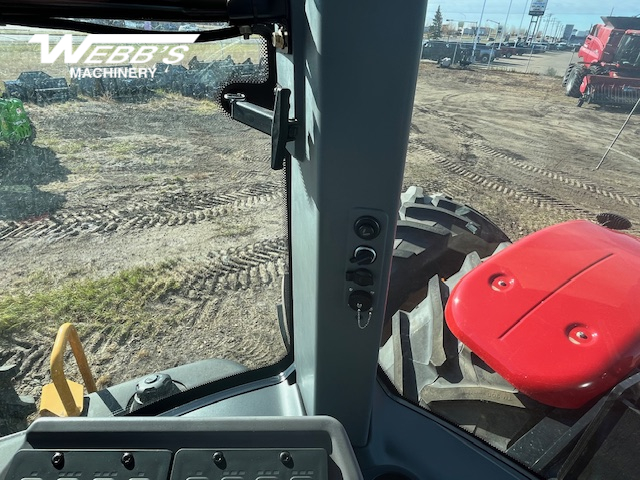 2024 Versatile 620 Tractor