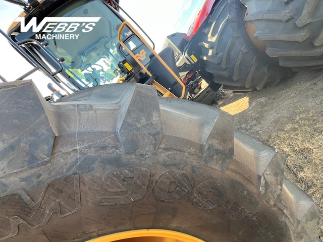 2024 Versatile 620 Tractor