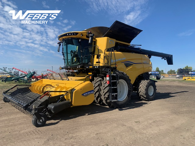2024 New Holland CR8.90Z Combine