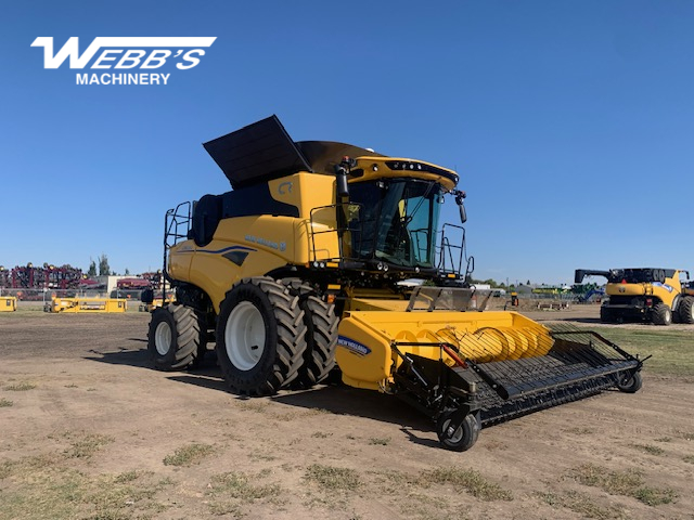 2024 New Holland CR8.90Z Combine