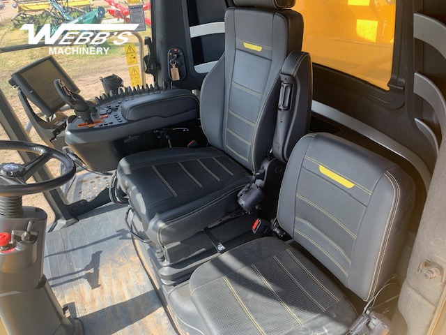 2024 New Holland CR8.90Z Combine