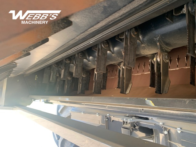 2024 New Holland CR8.90Z Combine