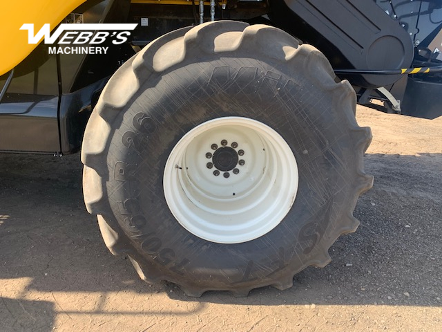 2024 New Holland CR8.90Z Combine