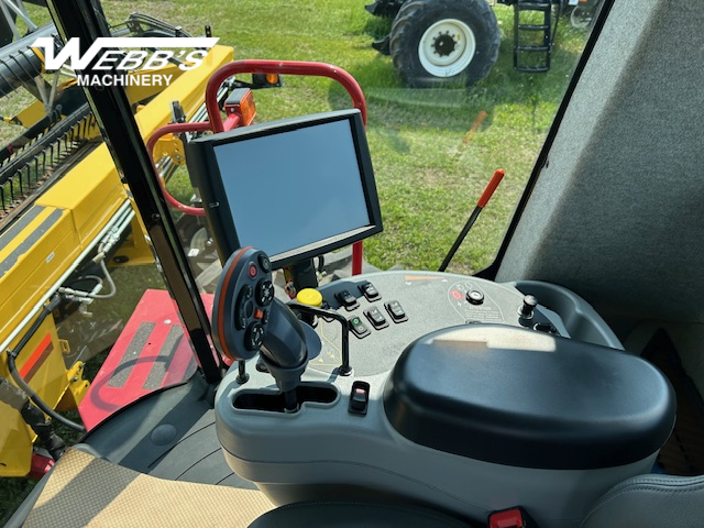 2013 New Holland H8040 Windrower