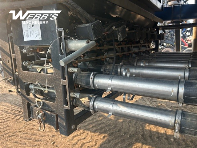 2017 New Holland P4760 Air Tank/Cart