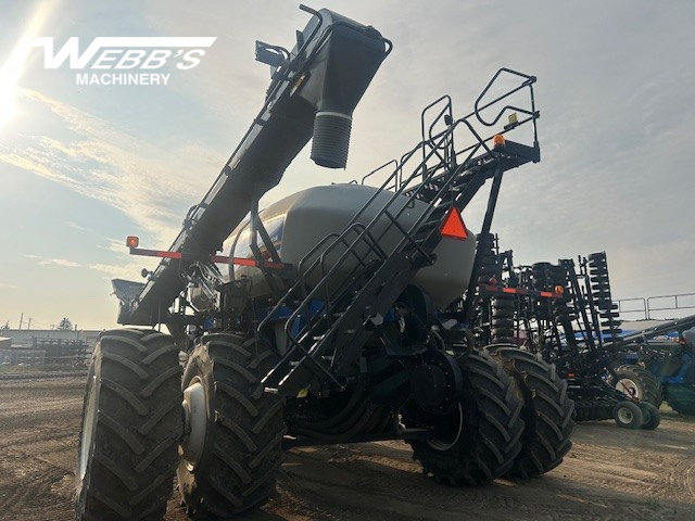 2017 New Holland P4760 Air Tank/Cart