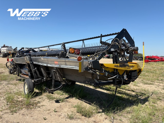 2014 Honey Bee SP30 Header Combine