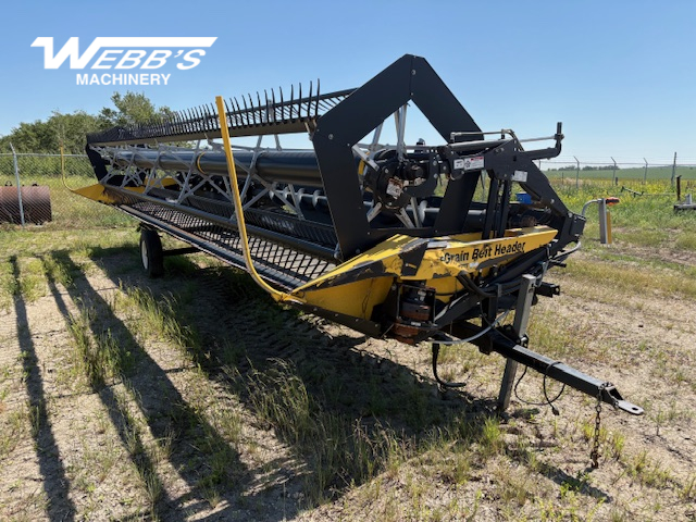 2014 Honey Bee SP30 Header Combine