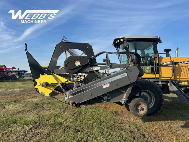 2013 Challenger WR9740 Windrower