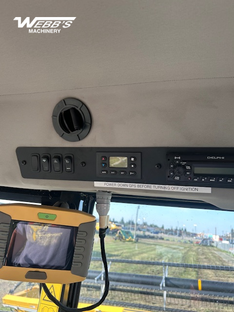 2013 Challenger WR9740 Windrower