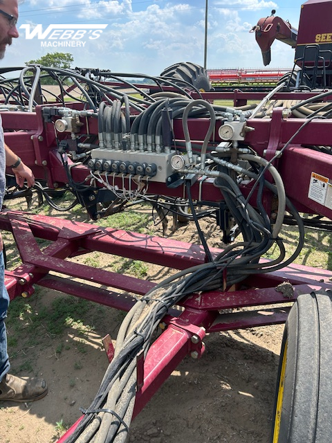 2012 Seed Hawk 8412/800 Air Drill