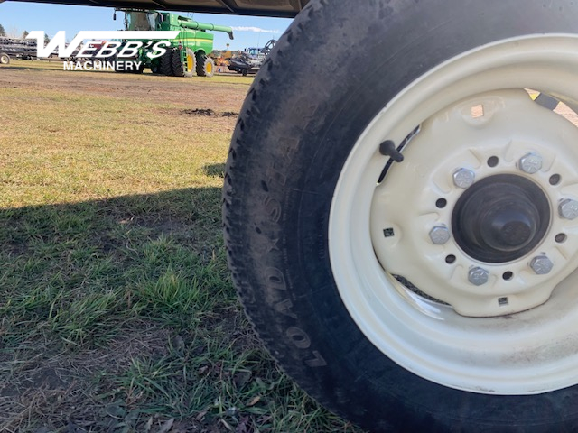 2018 MacDon FD135 Header Combine
